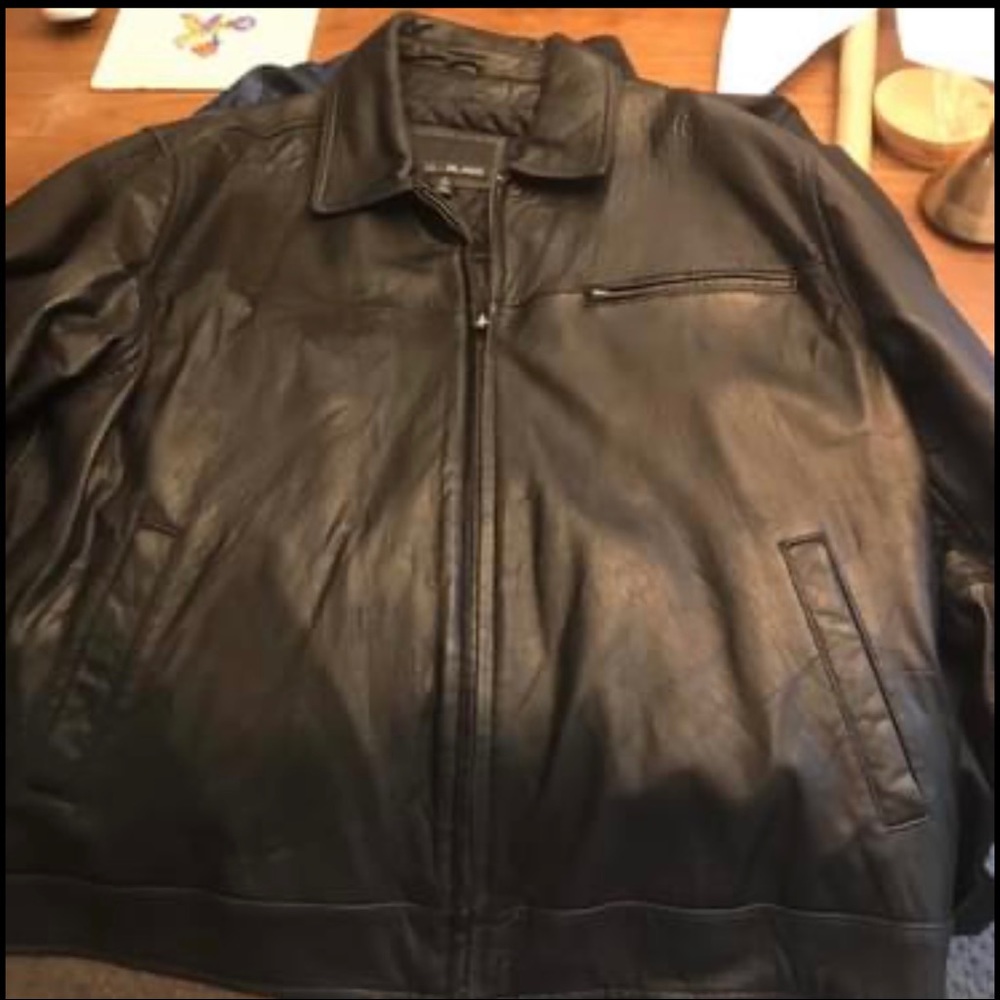 Men’s Leather Jacket